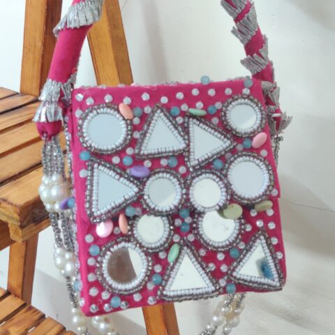 Royal Rani Mirror Potli