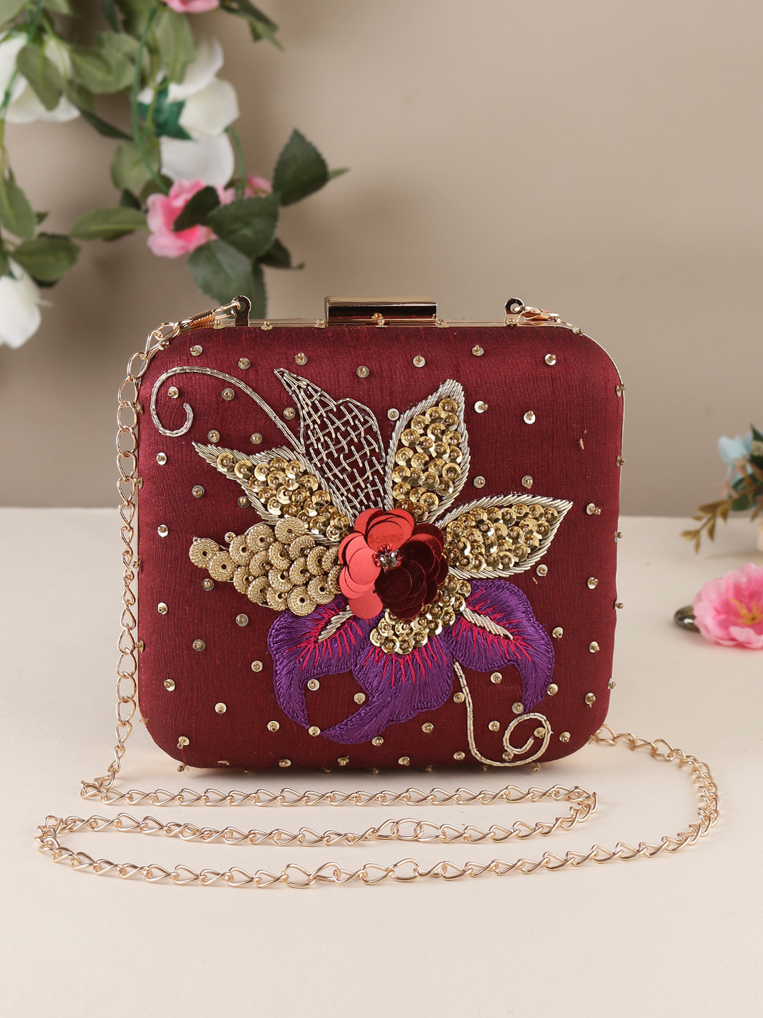🌺 Elegant Floral Embellished Clutch 🌺 - Image 2