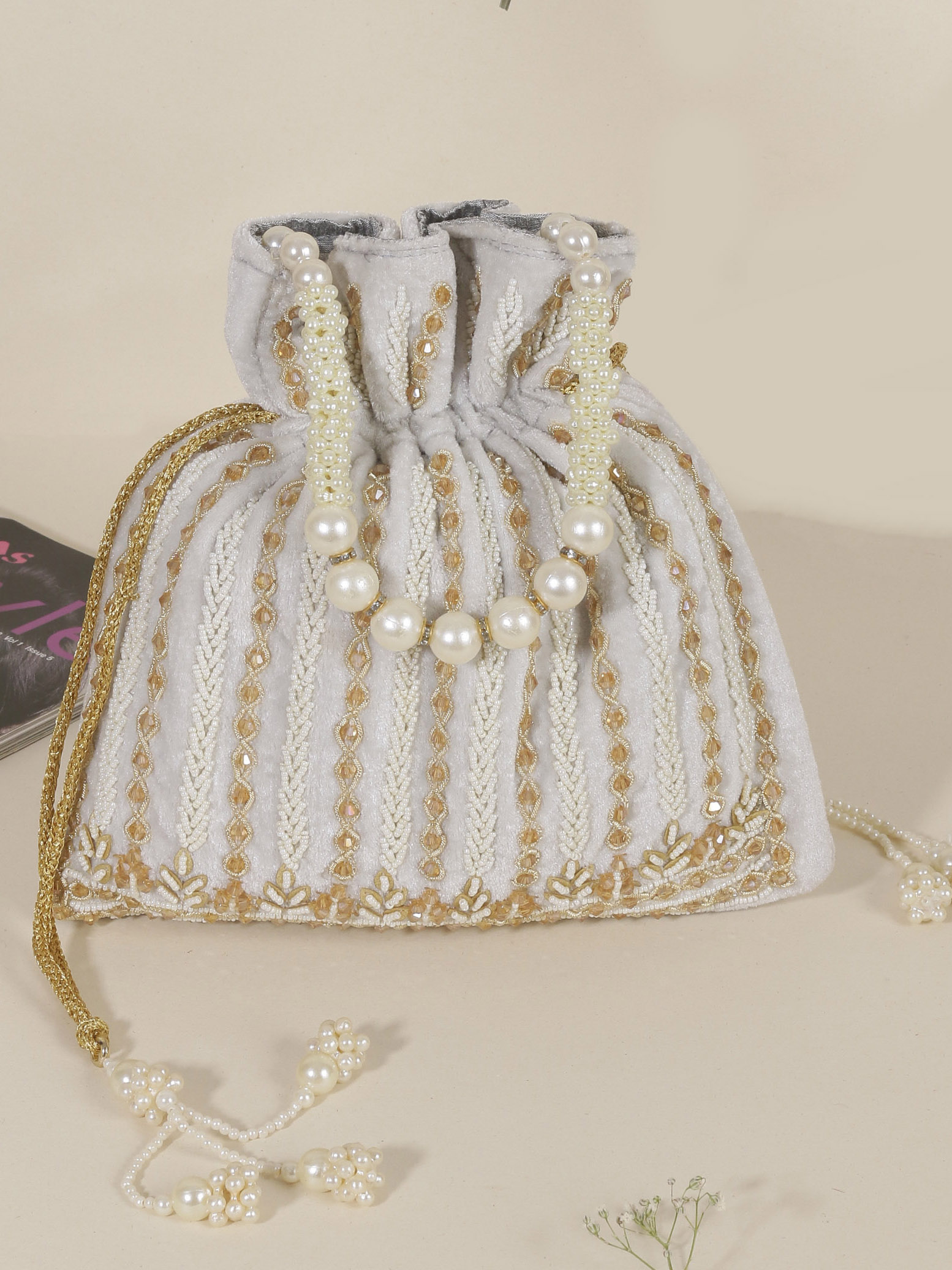 ✨ Ivory Lace Pearl Potli Bag ✨ - Image 3