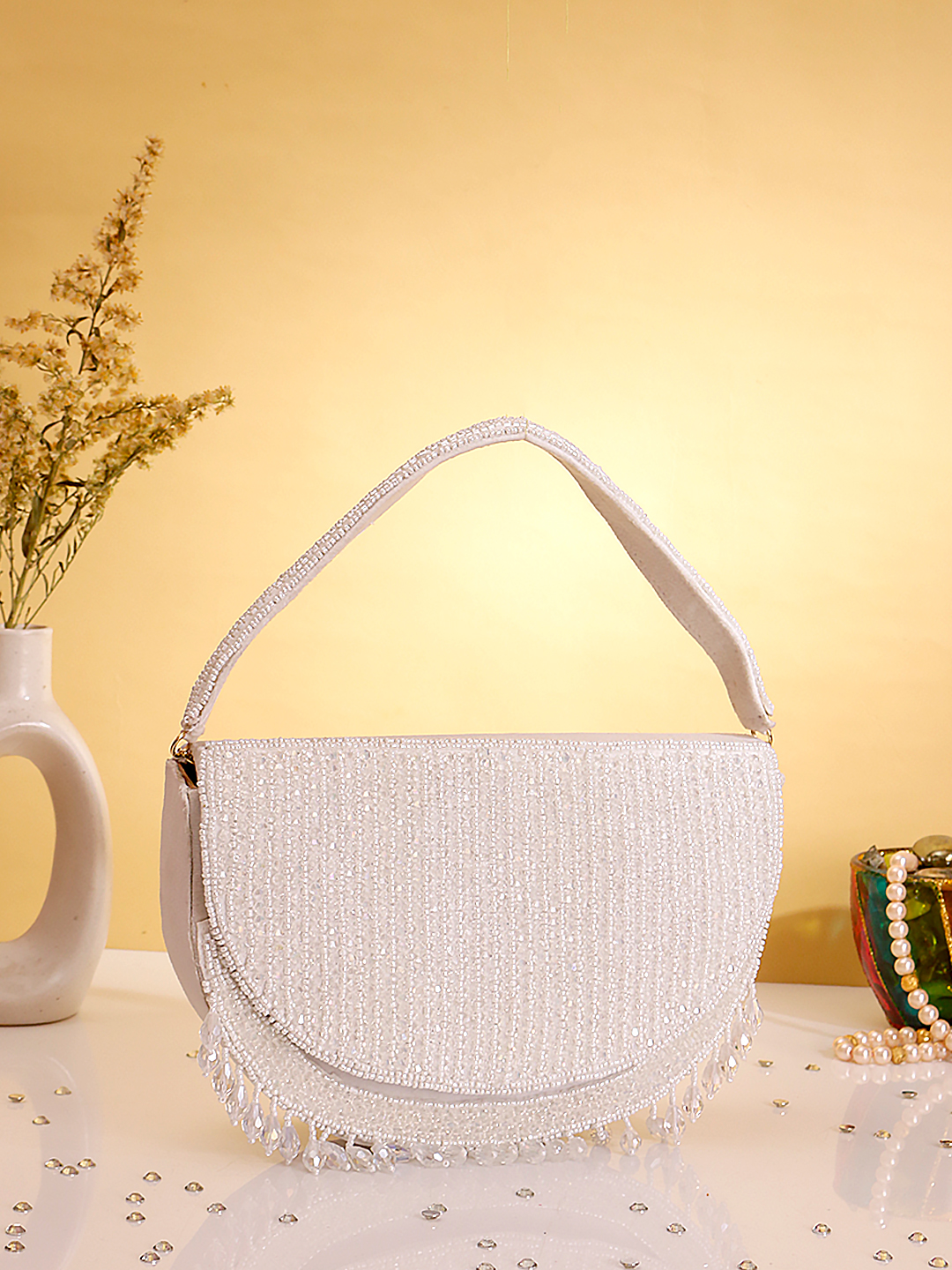 ✨ Silver Gleam Beaded Handbag ✨ - Image 4