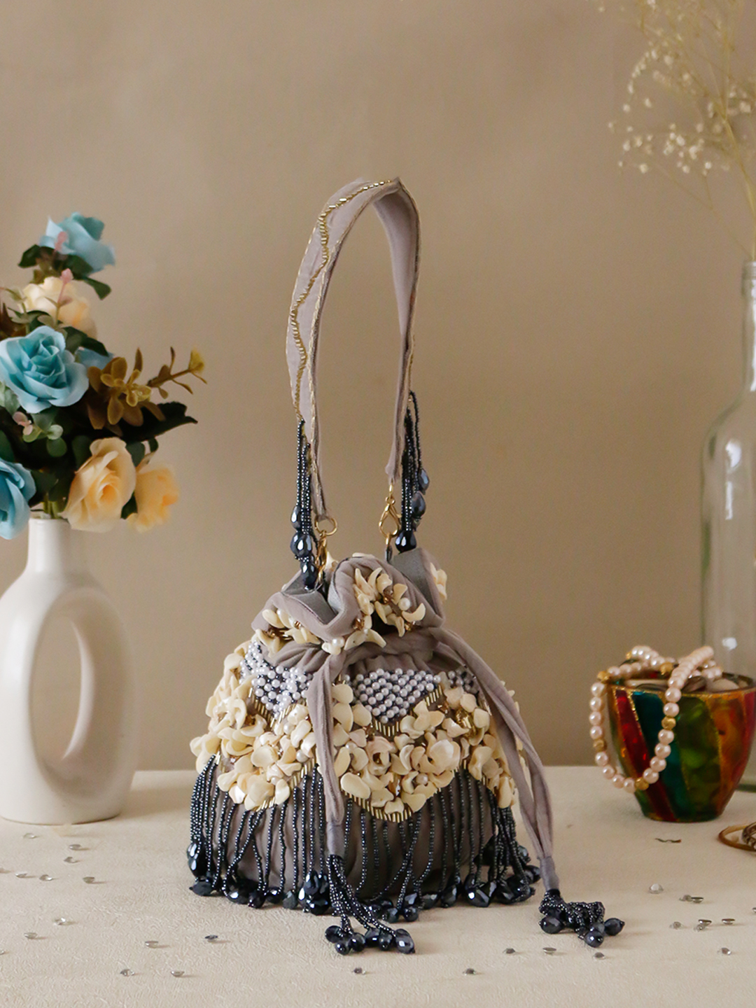 ✨ Golden Bloom Embellished Potli Bag ✨ - Image 2