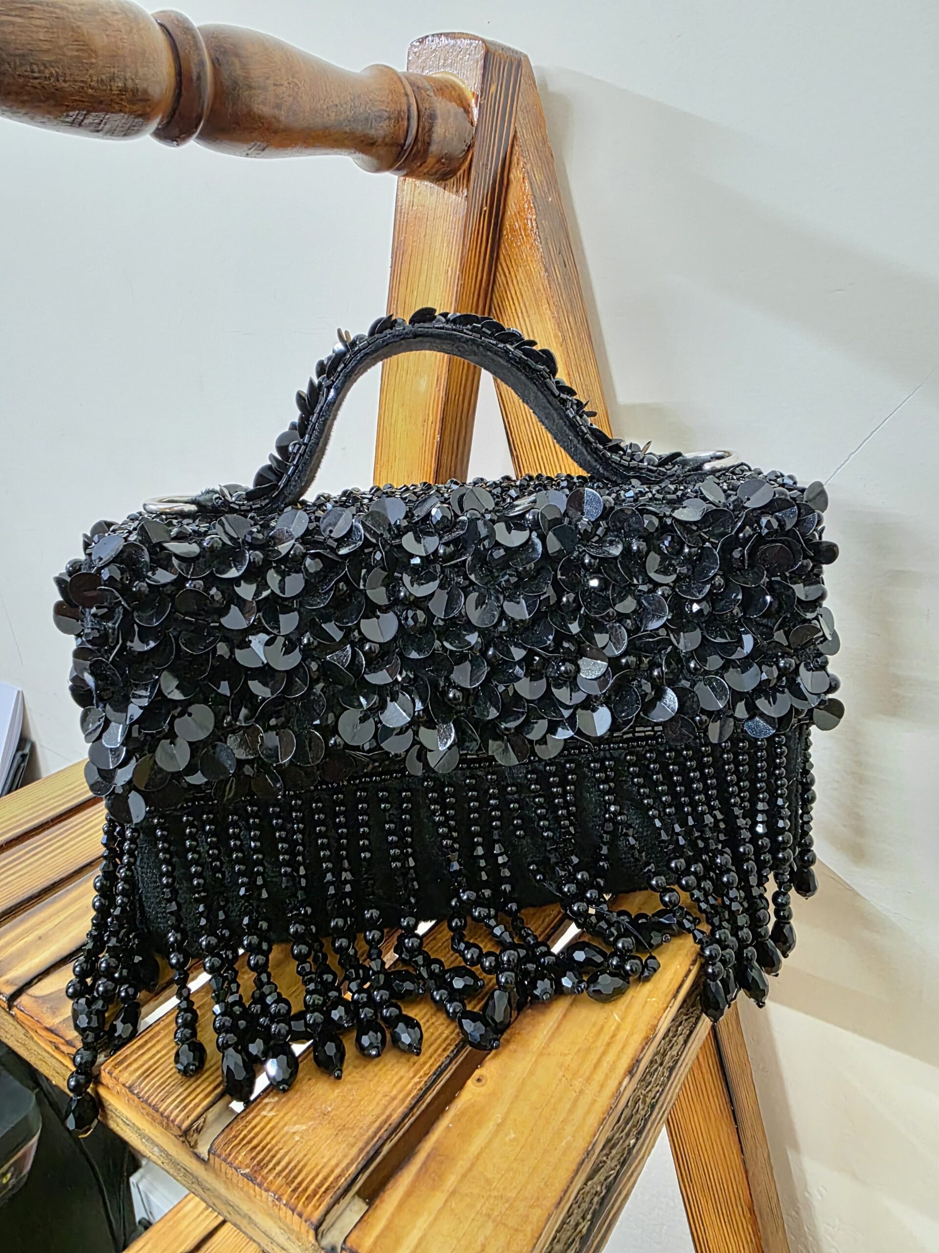 ✨ Pearl Blossom Sequin Handbag ✨ - Image 4