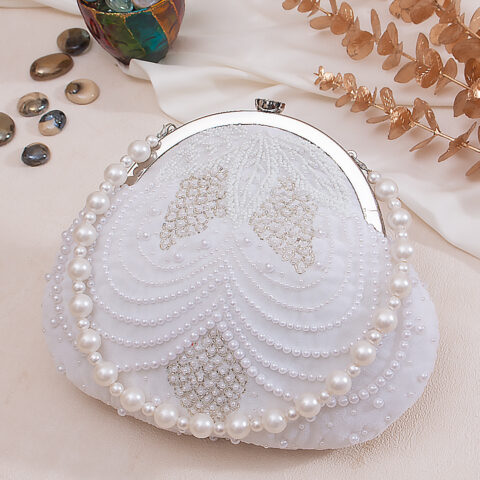 🌸 Elegant Pearl Embellished Clutch 🌸