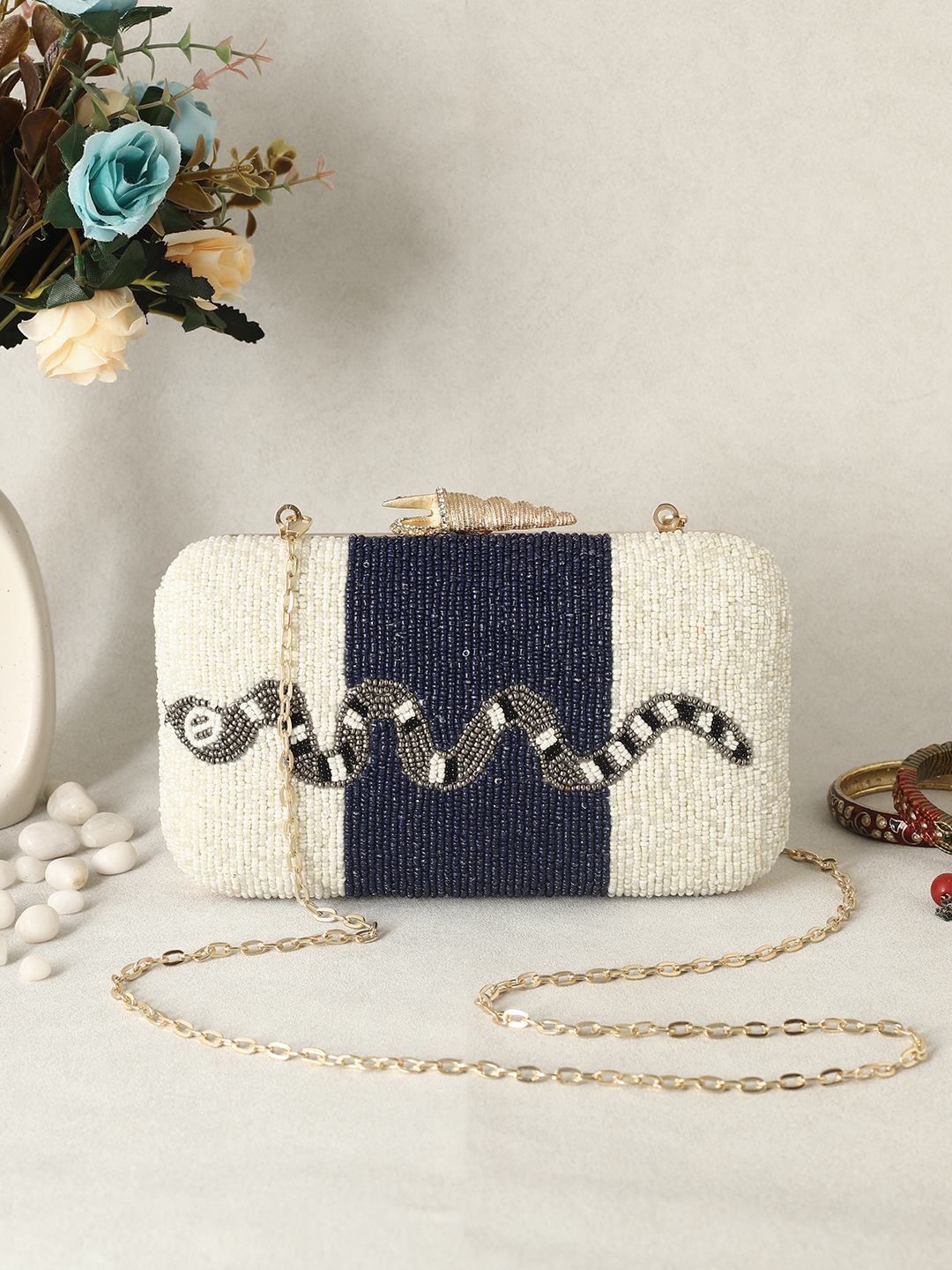 🖤 Monochrome Luxe Beaded Clutch 🖤