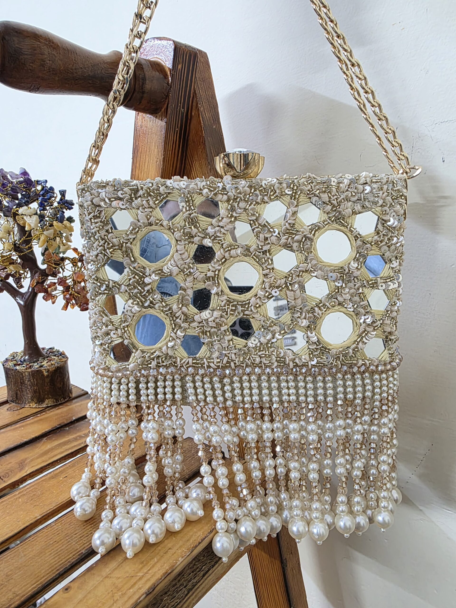 ✨ Mirror Magic Pearl Clutch ✨ - Image 3