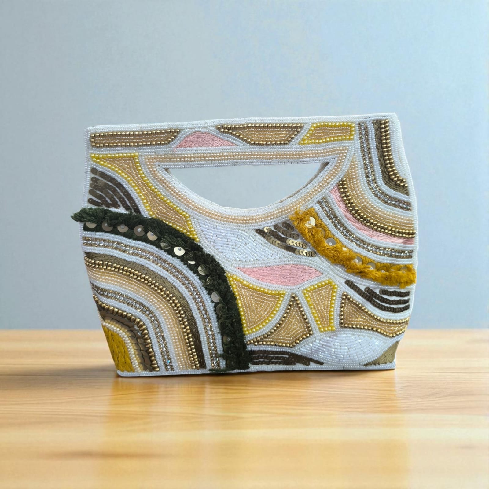 🎨 Artistic Beaded Clutch Bag 🎨