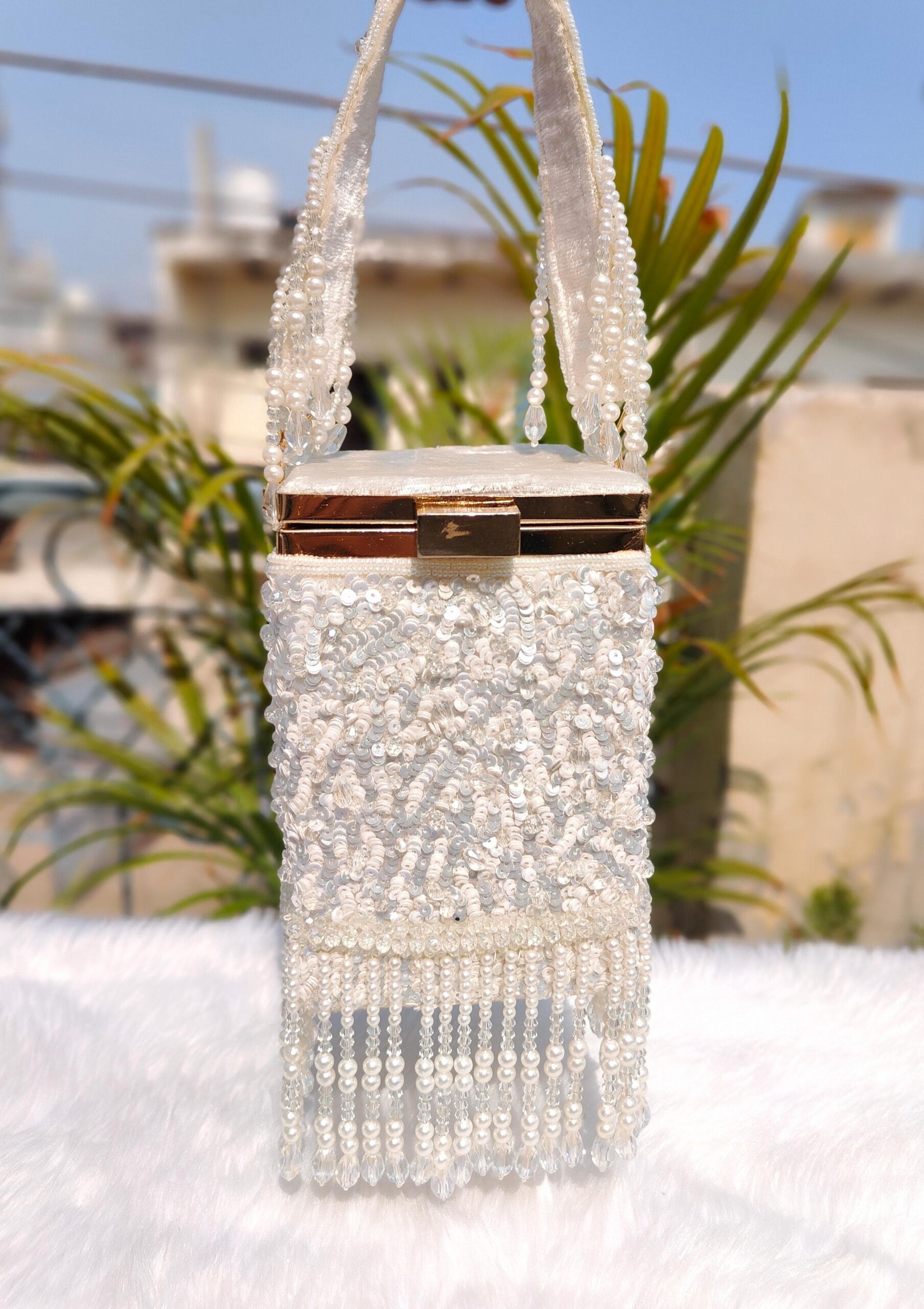 🖤 Midnight Glam Beaded Clutch 🖤 - Image 2